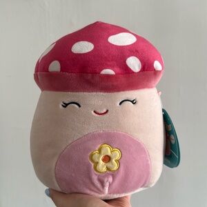 Sakina the Mushroom 8” Hot Topic Exclusive Squishmallow